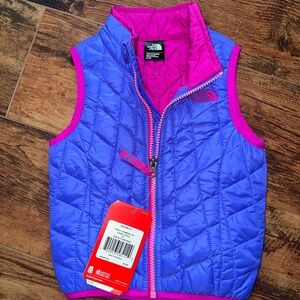 The North Face Thermoball toddler Girls purple and Pink Quilted Vest-2t-NWT